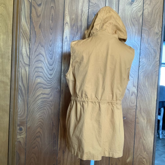 EUC Hooded Zenana Outfitter’s size medium vest - Picture 5 of 5